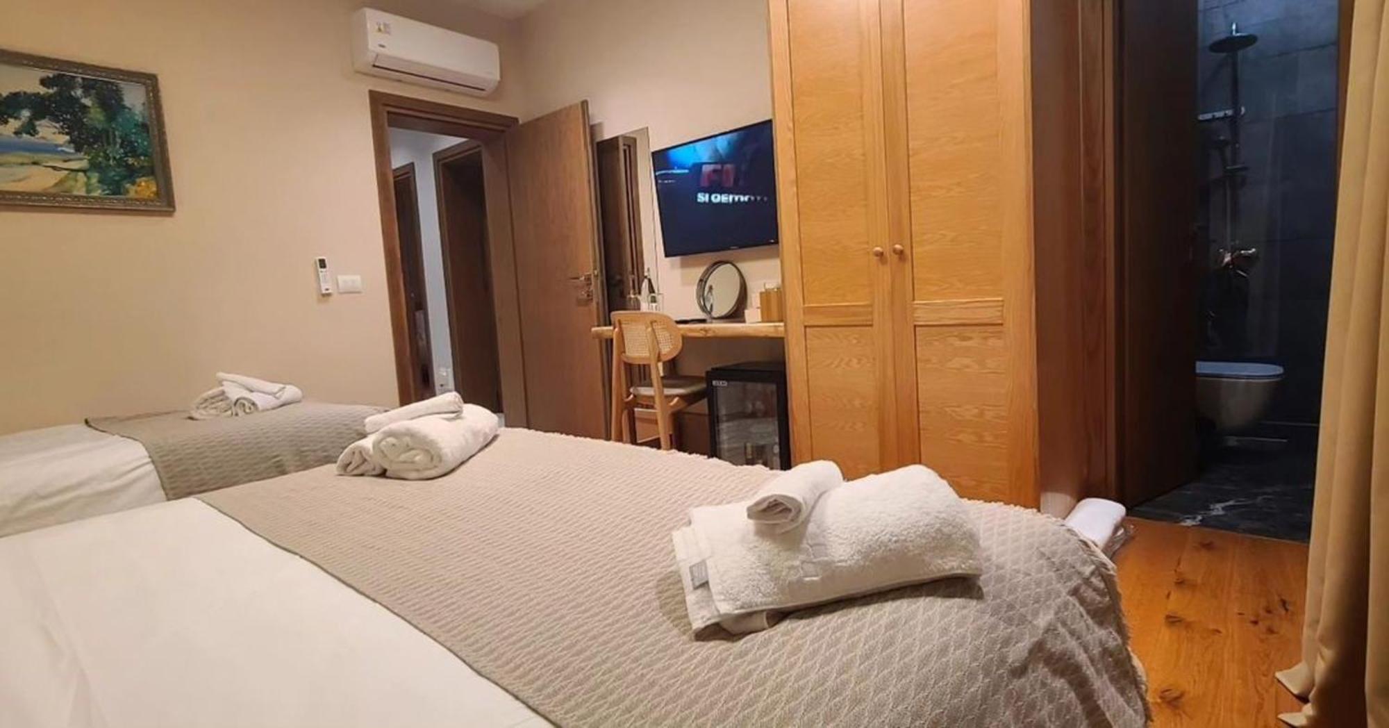 Velar Hotel Boutique Korce Exterior foto