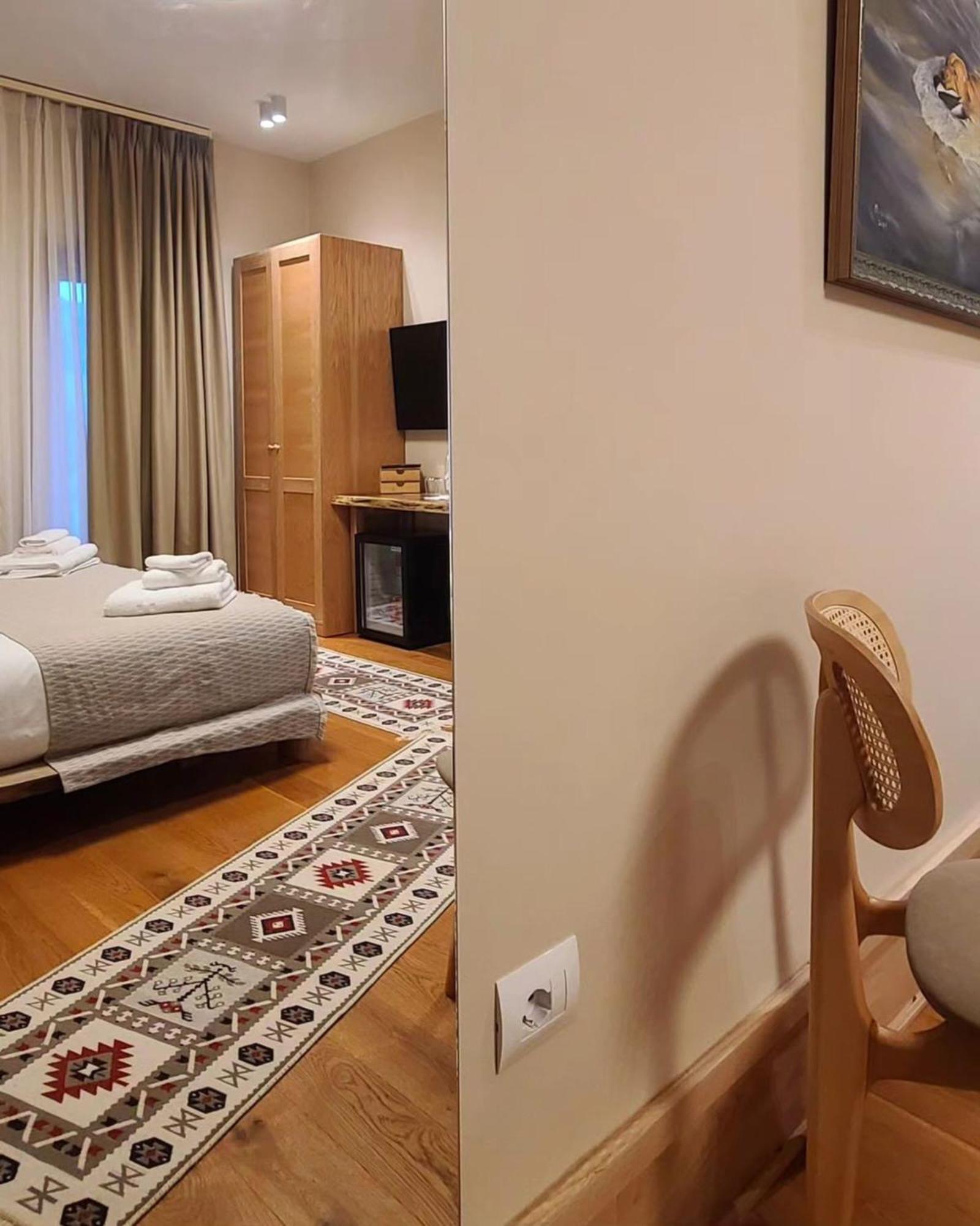 Velar Hotel Boutique Korce Exterior foto