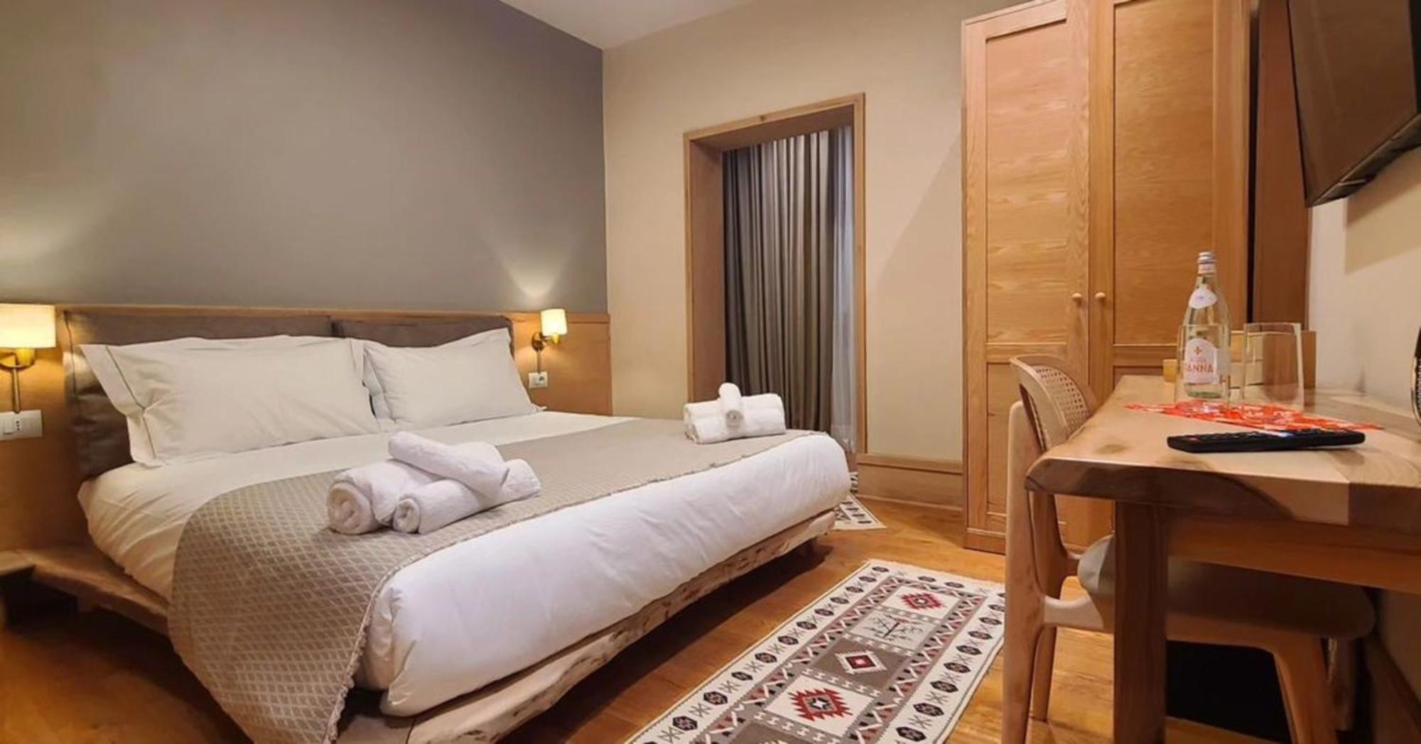 Velar Hotel Boutique Korce Exterior foto